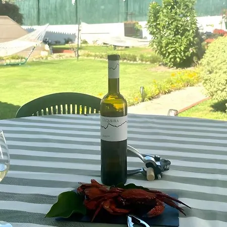 Apartmán Holibai, , Casa Caeiro, Jardin Y Piscina Cerca Del Mar, Sabaris,