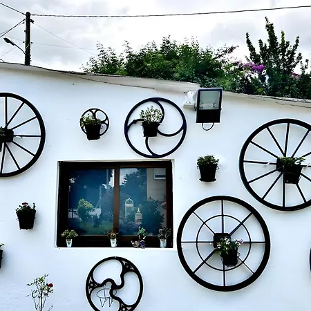 Holibai, , Casa Caeiro, Jardin Y Piscina Cerca Del Mar, Sabaris, *